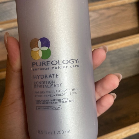 Pureology - clean volume shampoo and hydrate condition revitalisant - Picture 2 of 3